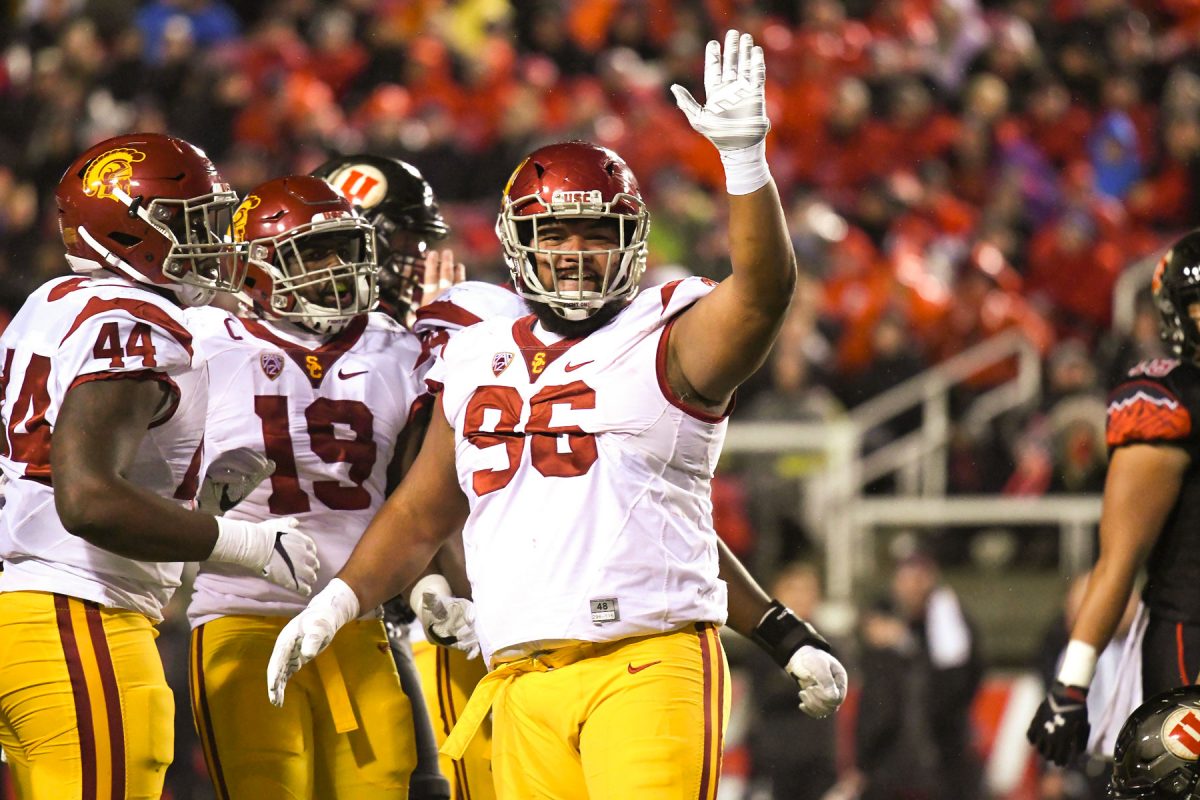 Stevie Tu’ikolovatu takes Rose Bowl honors, but has a bigger picture in mind