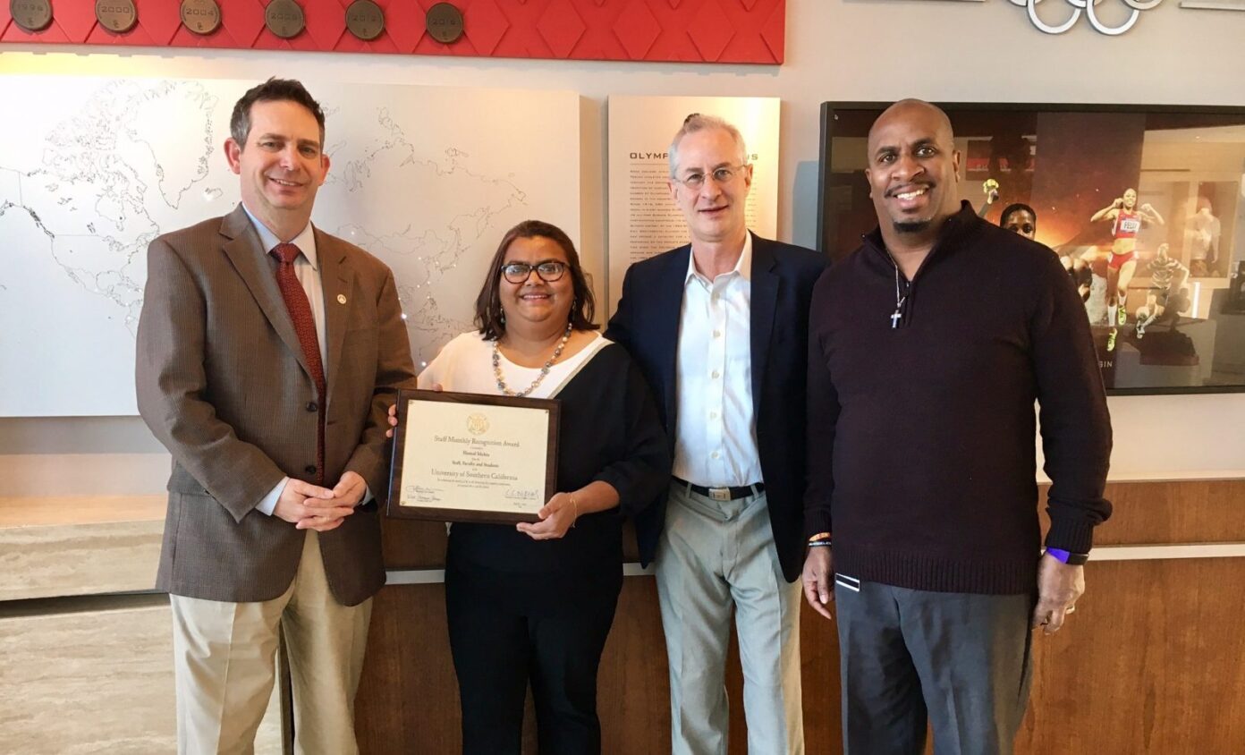 USC Davis School staff member receives USC Monthly Staff Recognition Award